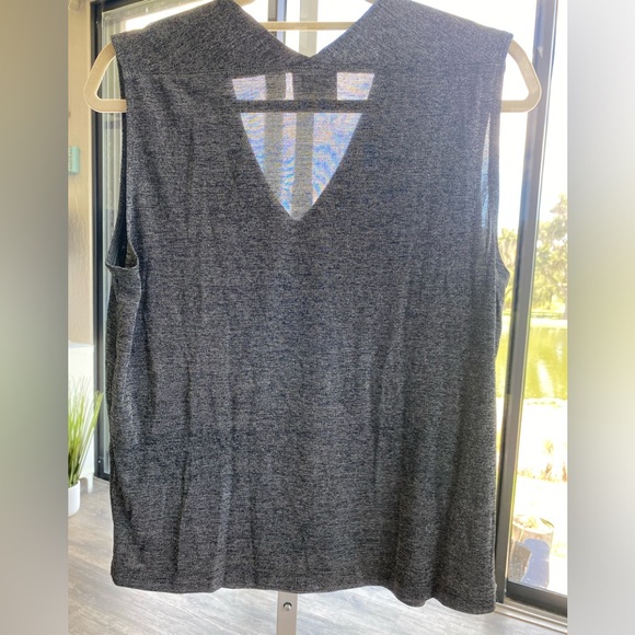 Chico’s Design Heather Gray V-neck Sleeveless Tank Top, 3/16/XL - Picture 5 of 5